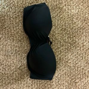 Black strapless bikini top.